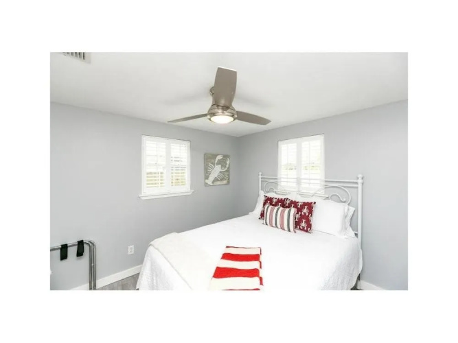 Cape Cod Cottage by RedAwning