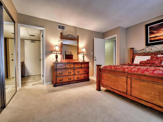 440 West Condos 908N
