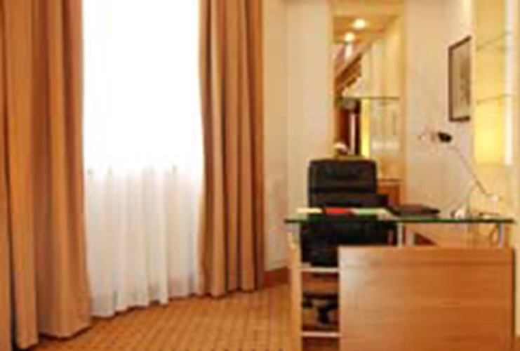 New World Suites