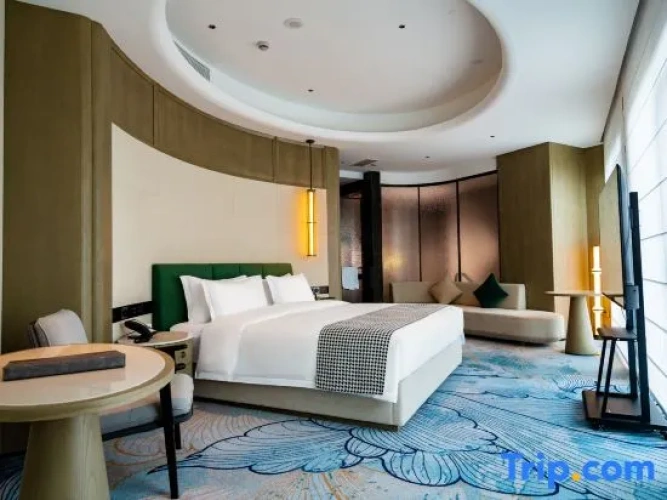 Premier Suite