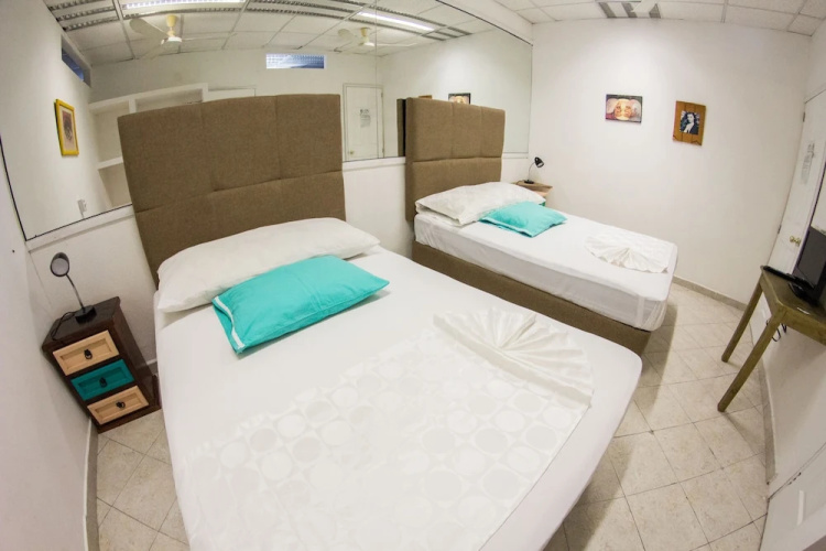 Basic-Hotel