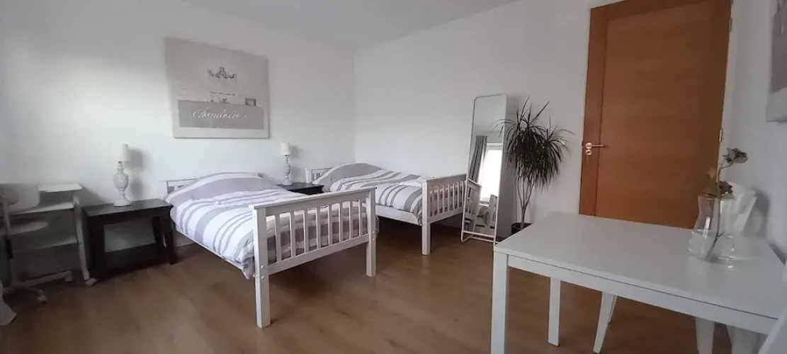 BB luxury villa free parking