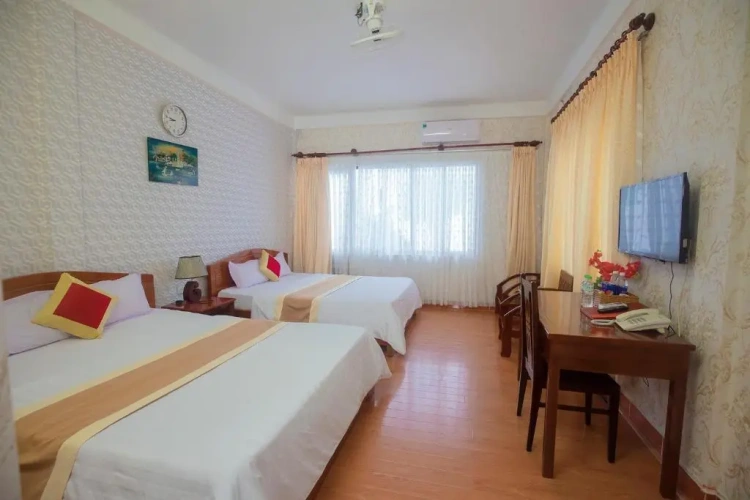Economy Triple room