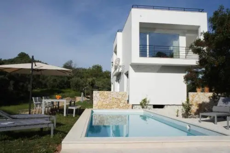Villa Voukithro