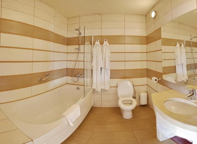 Suite with balcony