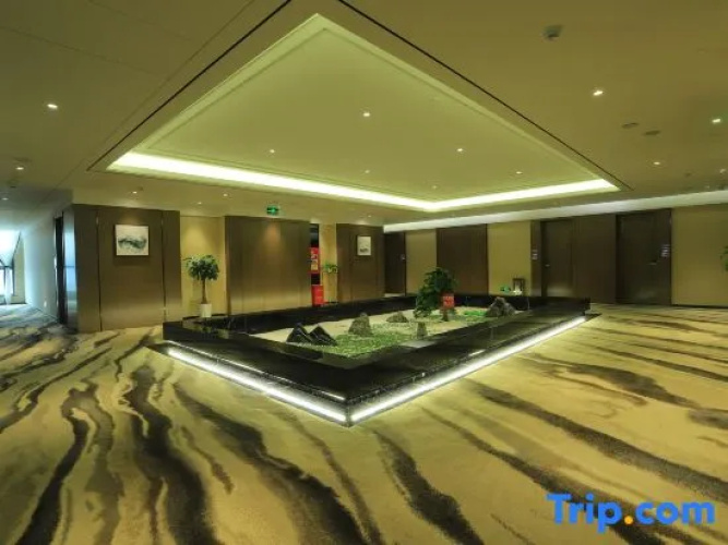 Sancai Hotel