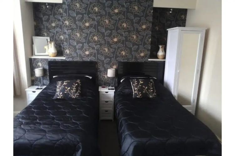 Grove Guest House