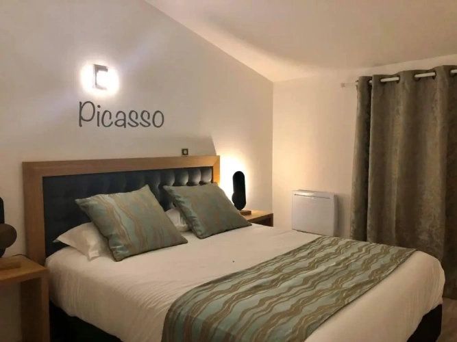 Deluxe Family Suite