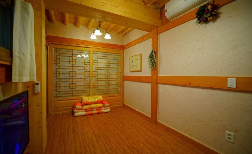 Hanok House