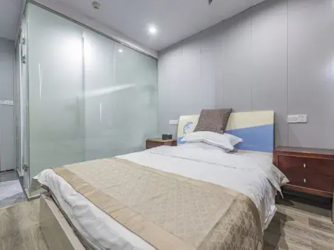 Cixi Huakun Theme Hotel