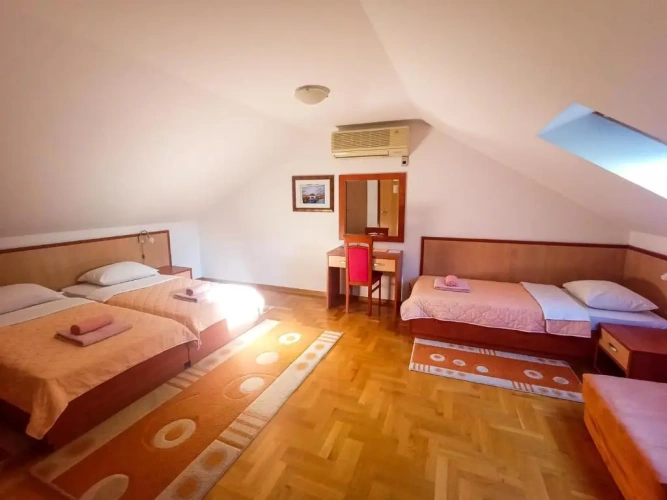Standard Double room with view