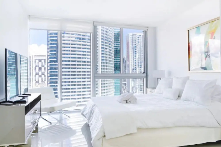 Luxury 2BR Condo at Icon Ocean View