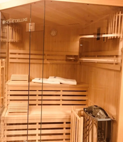 Deluxe Apartment with balcony
