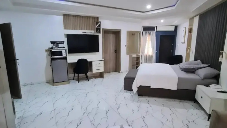 Uphoria Apartments