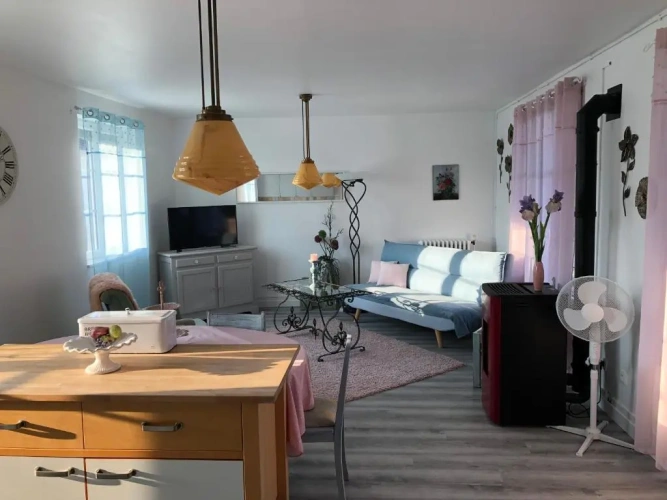 2 Bedrooms Apartment