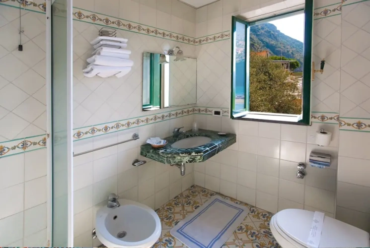 Classic Double room with sea view