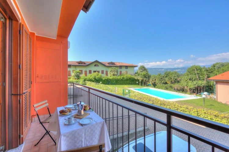Family Cottage with balcony
