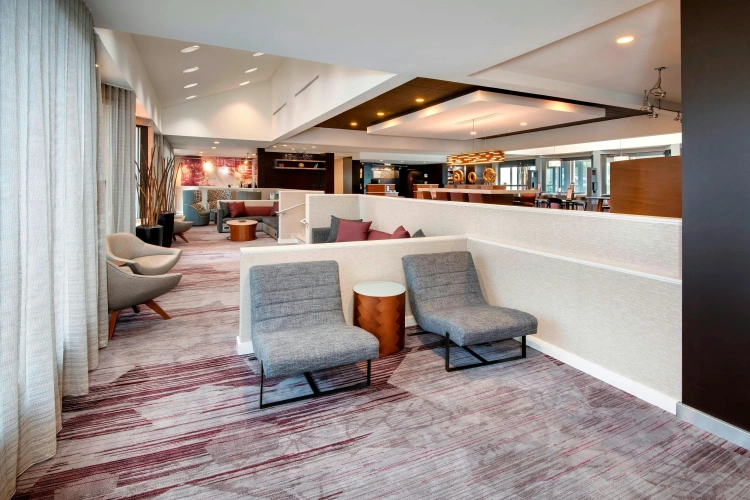 Courtyard by Marriott Savannah Midtown