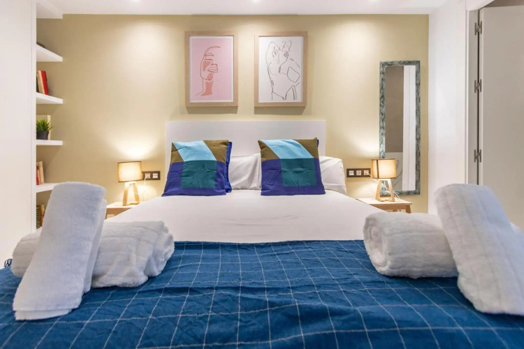 Lujan Deluxe Suites by Valcambre