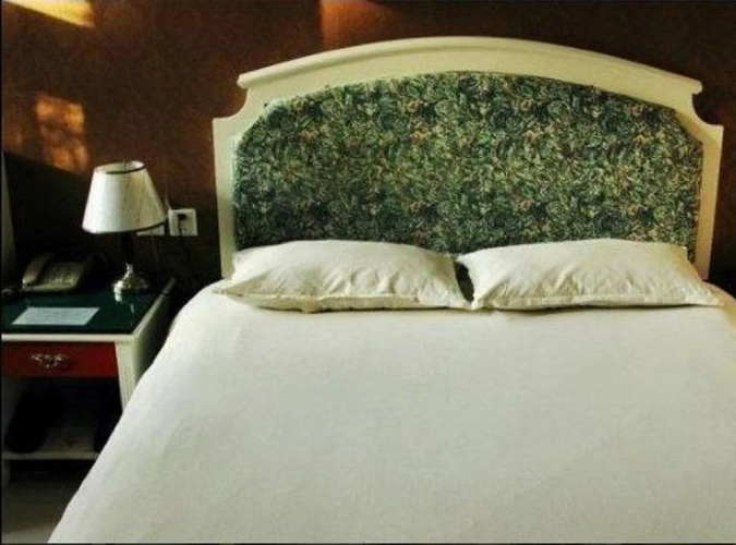 Baiyi Business Hotel