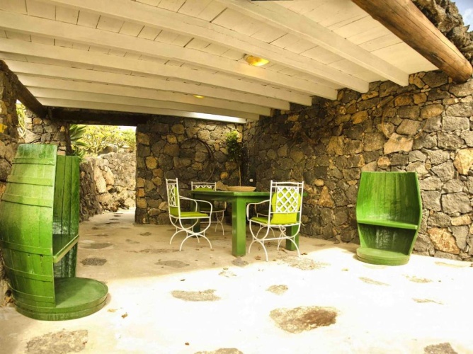 2 Bedrooms Twin Cottage