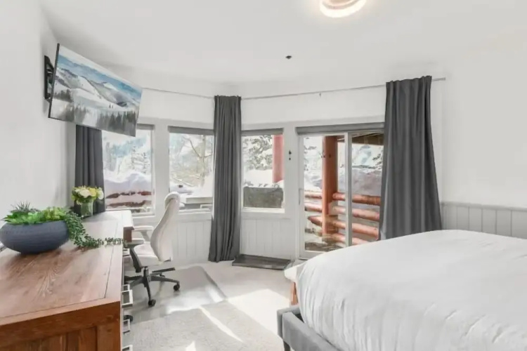 28 - Two Bedroom with Spa Enclave 2 Condo