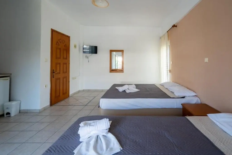 Standard Quadruple room