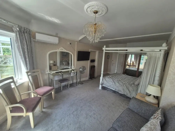 OYO Lavender House Hotel