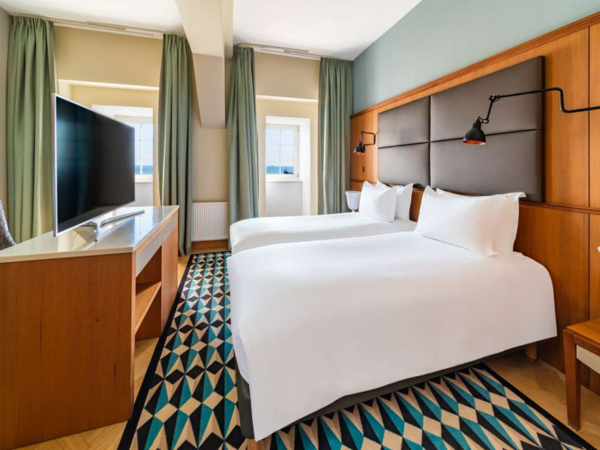 Luxury Twin room