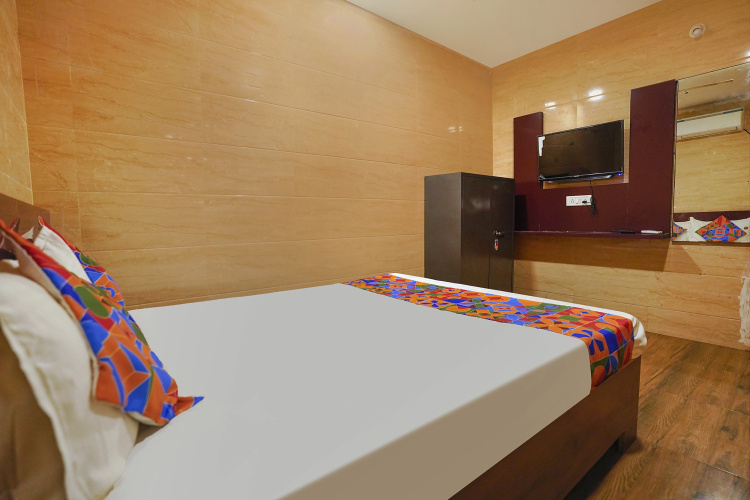 Fabexpress Arunachala Guest House