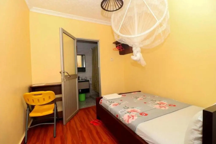 Kush Hotel