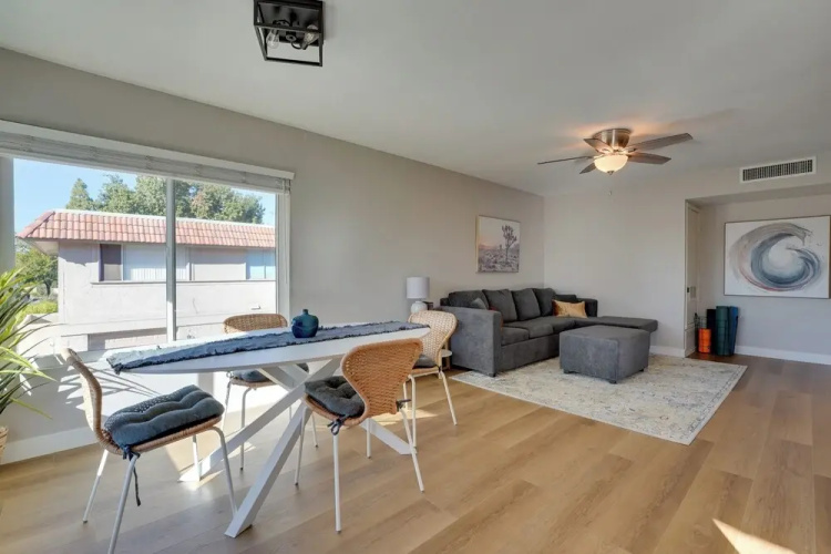 9 Mi to Downtown Tempe: Condo w/ Pool Access