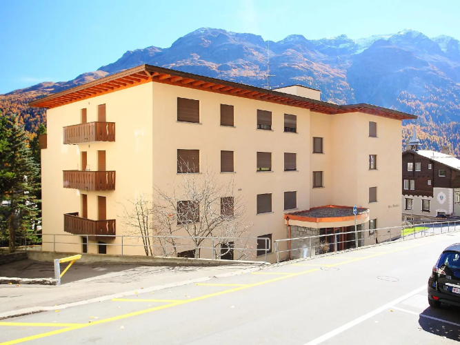Apartment Chesa Romantica 17