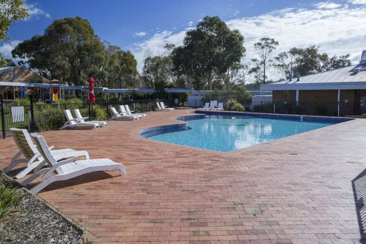 Ibis Styles Canberra Eaglehawk Hotel photo 17