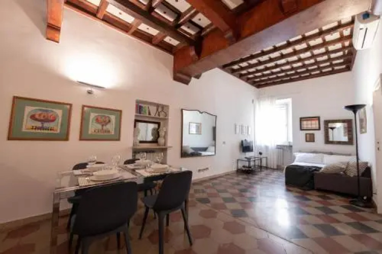 Piazza Firenze Apartment
