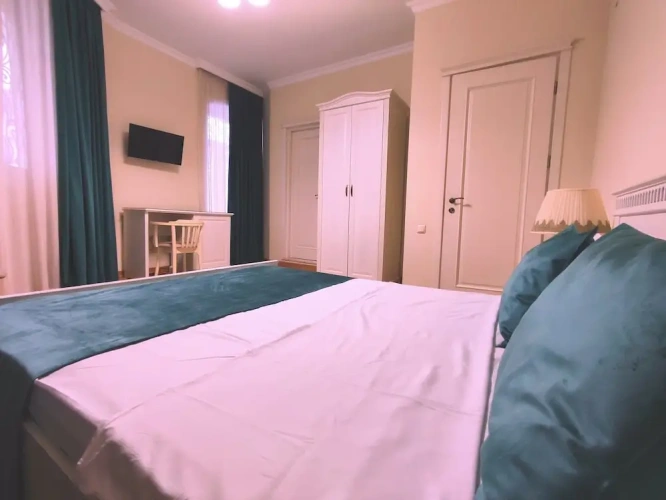 Deluxe Double room with balcony and with city view