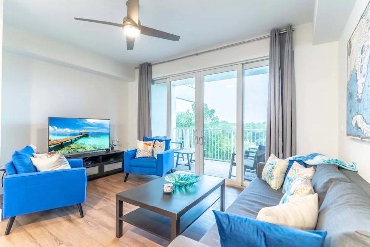 3260 Little Harbor