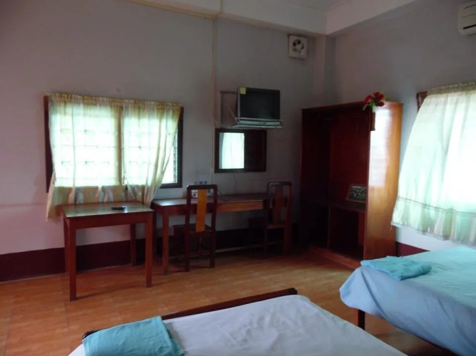 Dok Khoune Hotel