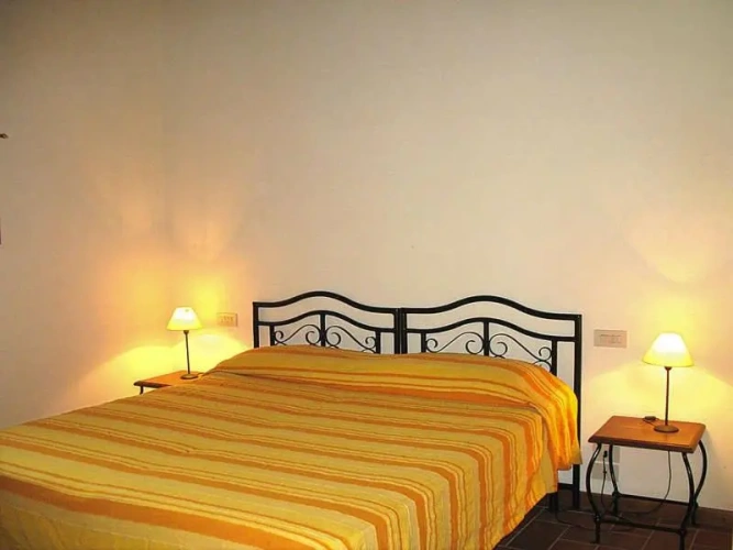 3 Bedrooms Apartment