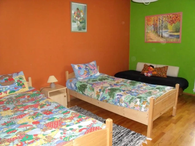 3 Bedrooms Apartment