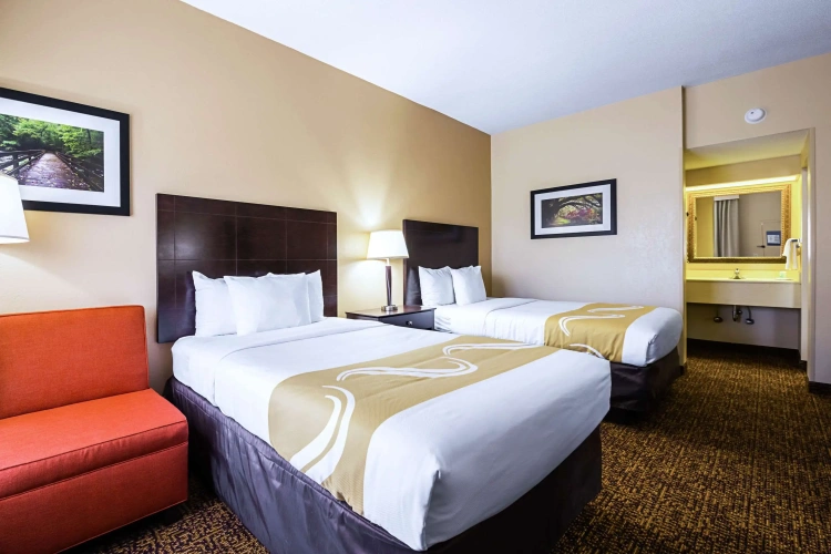 Standard Quadruple room