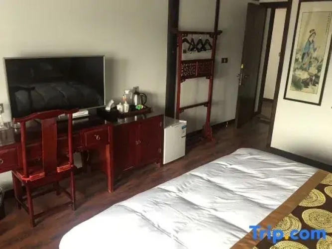 Standard Double room with lake view