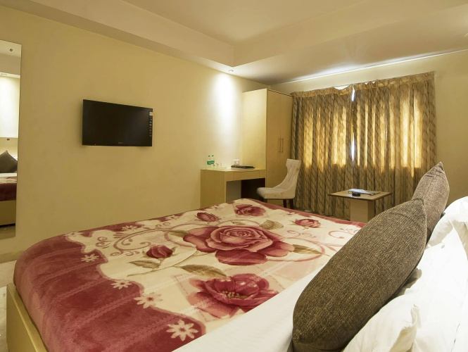 Mayur Hotel