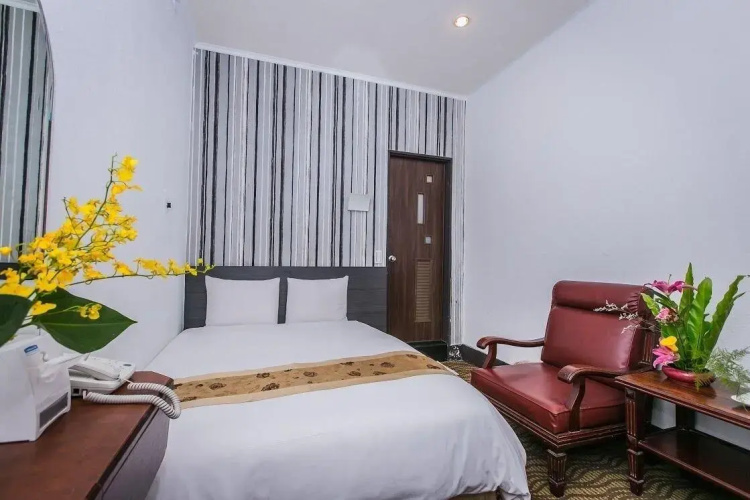 Hotel Queen