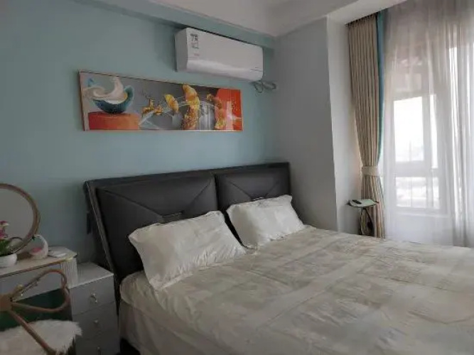 Luojiang Rainbow Hotel