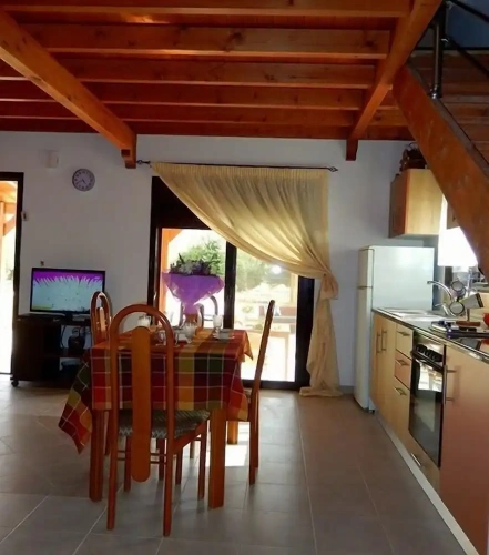 3 Bedrooms Villa