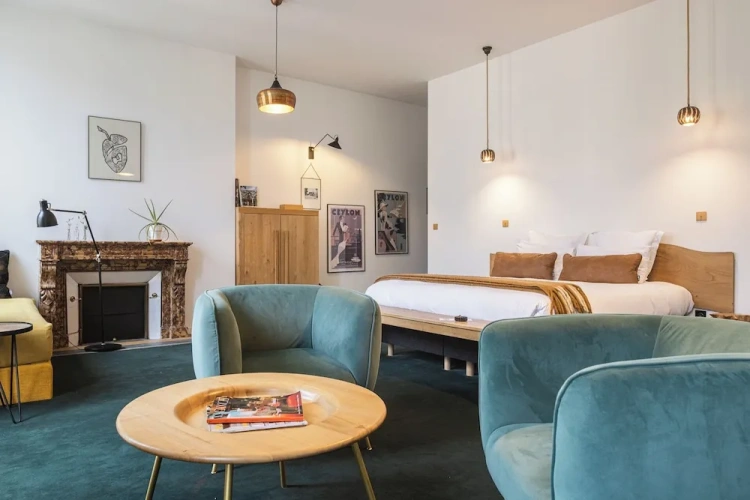 Deluxe Quadruple room