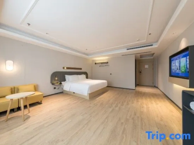 Deluxe Double Suite