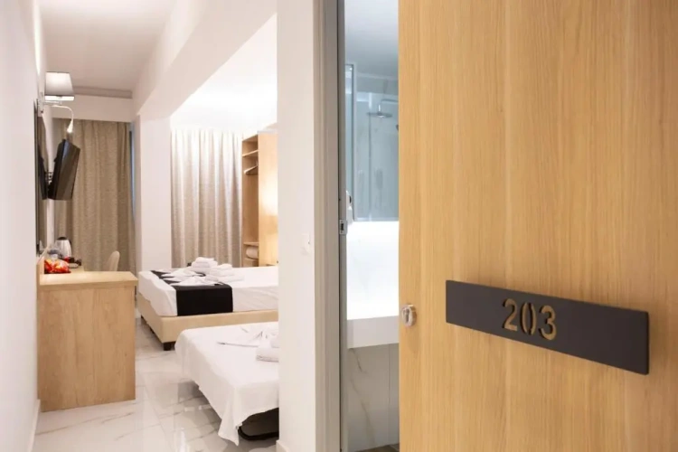 Triple room