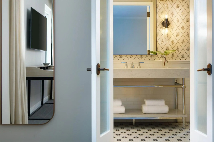 Kimpton Cottonwood by IHG